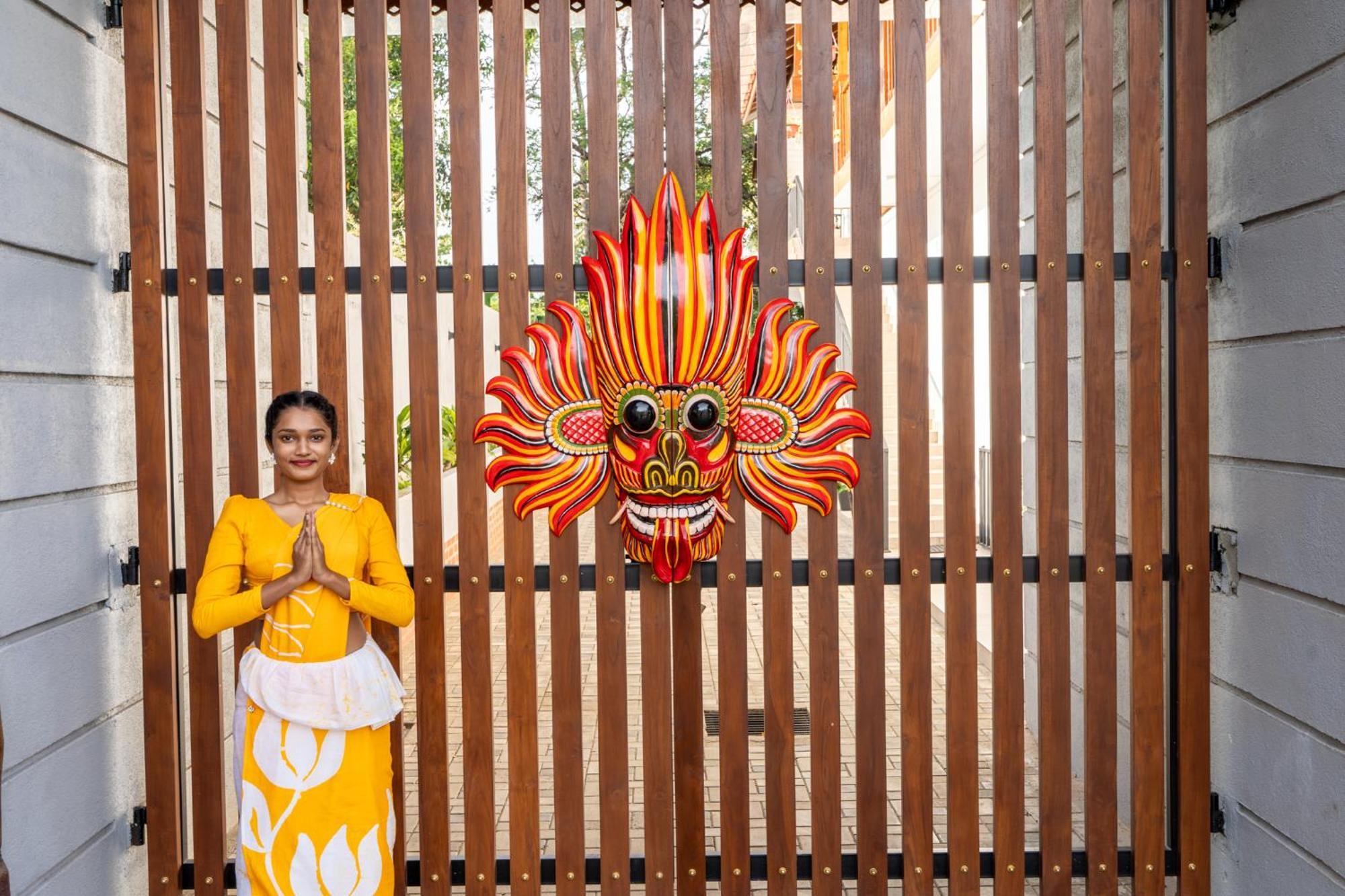 Golden Stars Hotel Dambulla Exterior foto